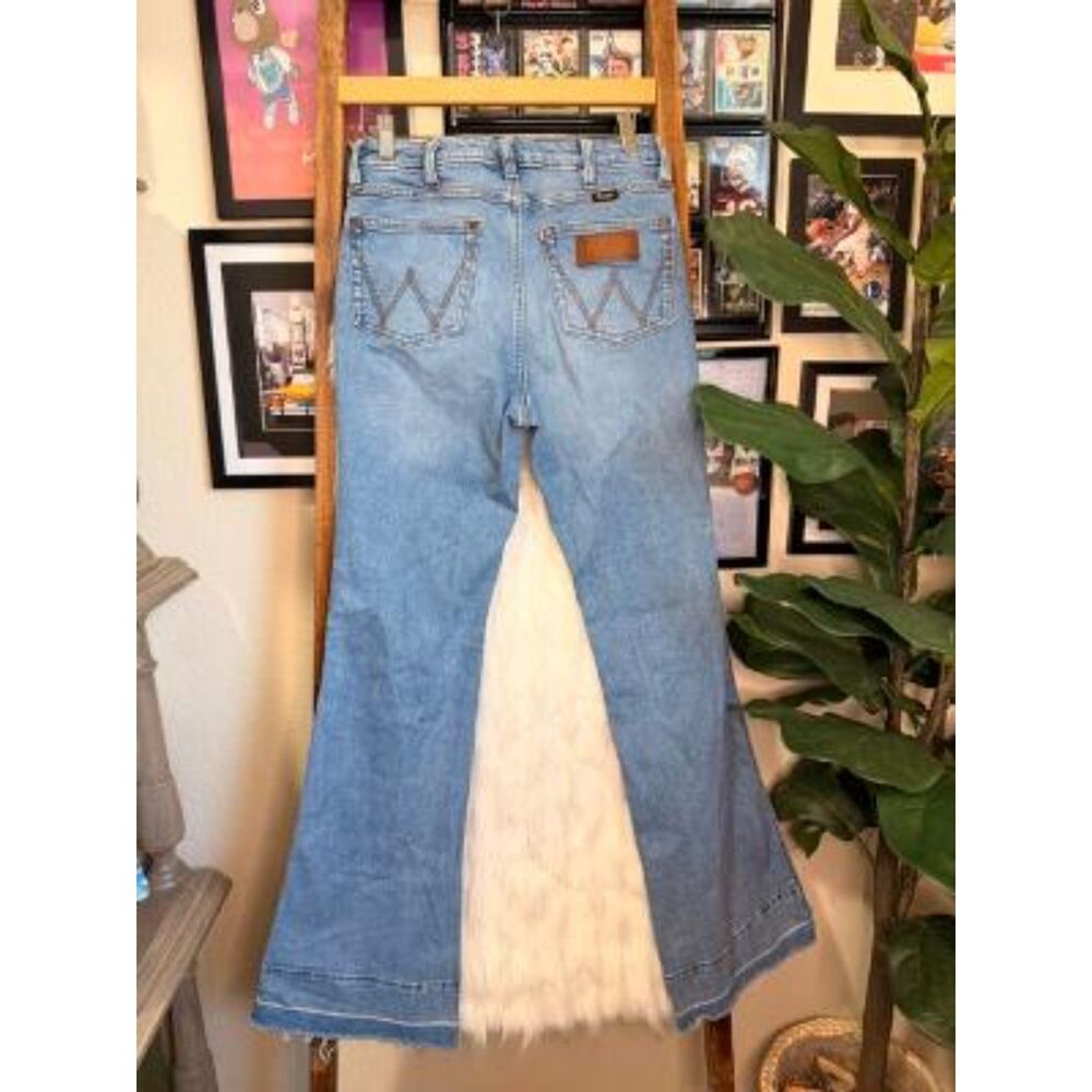 Wrangler Retro High Rise Trouser Flare Denim Jeans - Picture 2 of 5